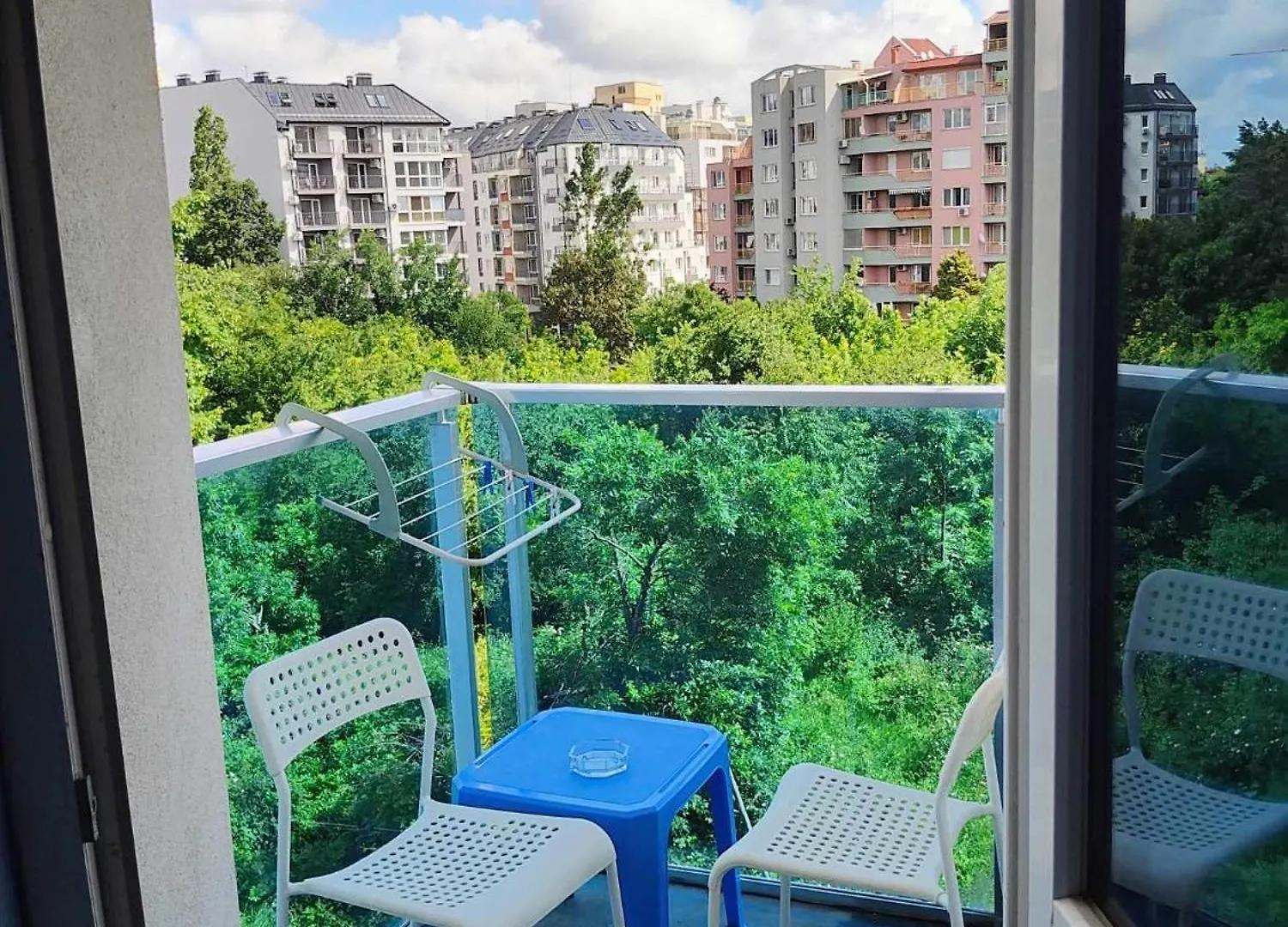 Azure Box Apartment Sofia