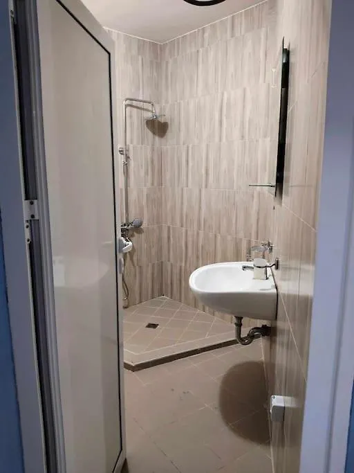 Azure Box Apartment Sofie